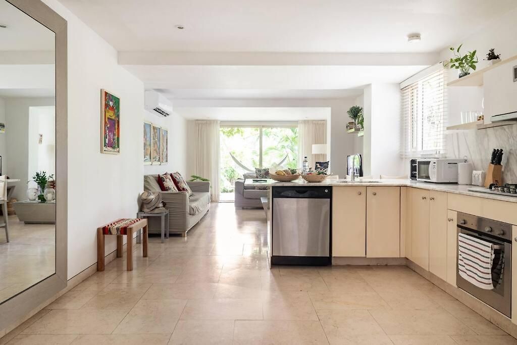 Apartamento Walled Apt- Rooftop Pool & Private Garden Cartagena