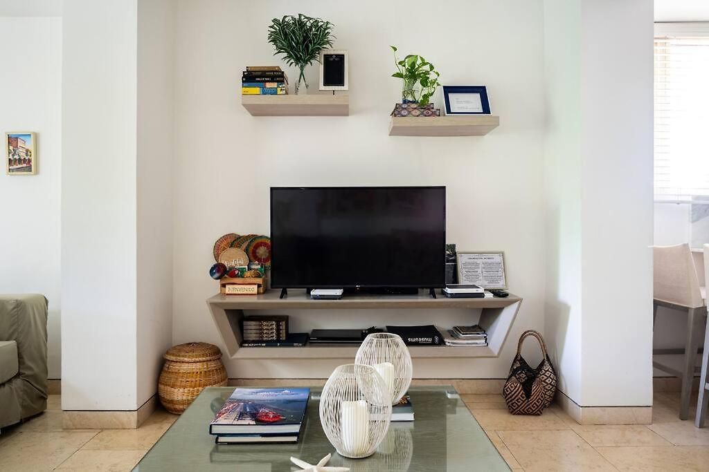 Apartamento Walled Apt- Rooftop Pool & Private Garden
