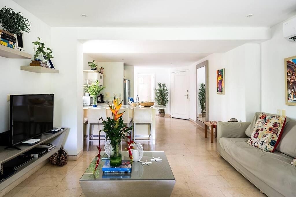 Walled Apt- Rooftop Pool & Private Garden * Cartagena