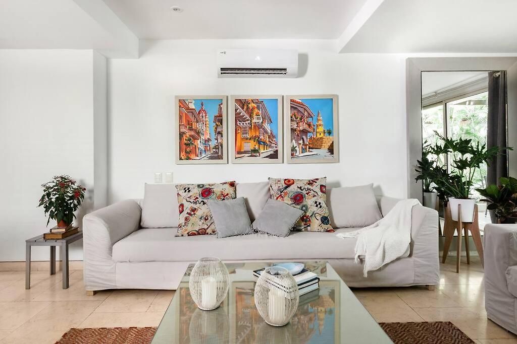 Apartamento Walled Apt- Rooftop Pool & Private Garden Cartagena