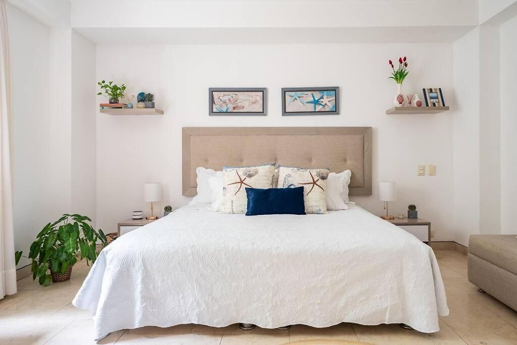 Walled Apt- Rooftop Pool & Private Garden Apartamento Cartagena