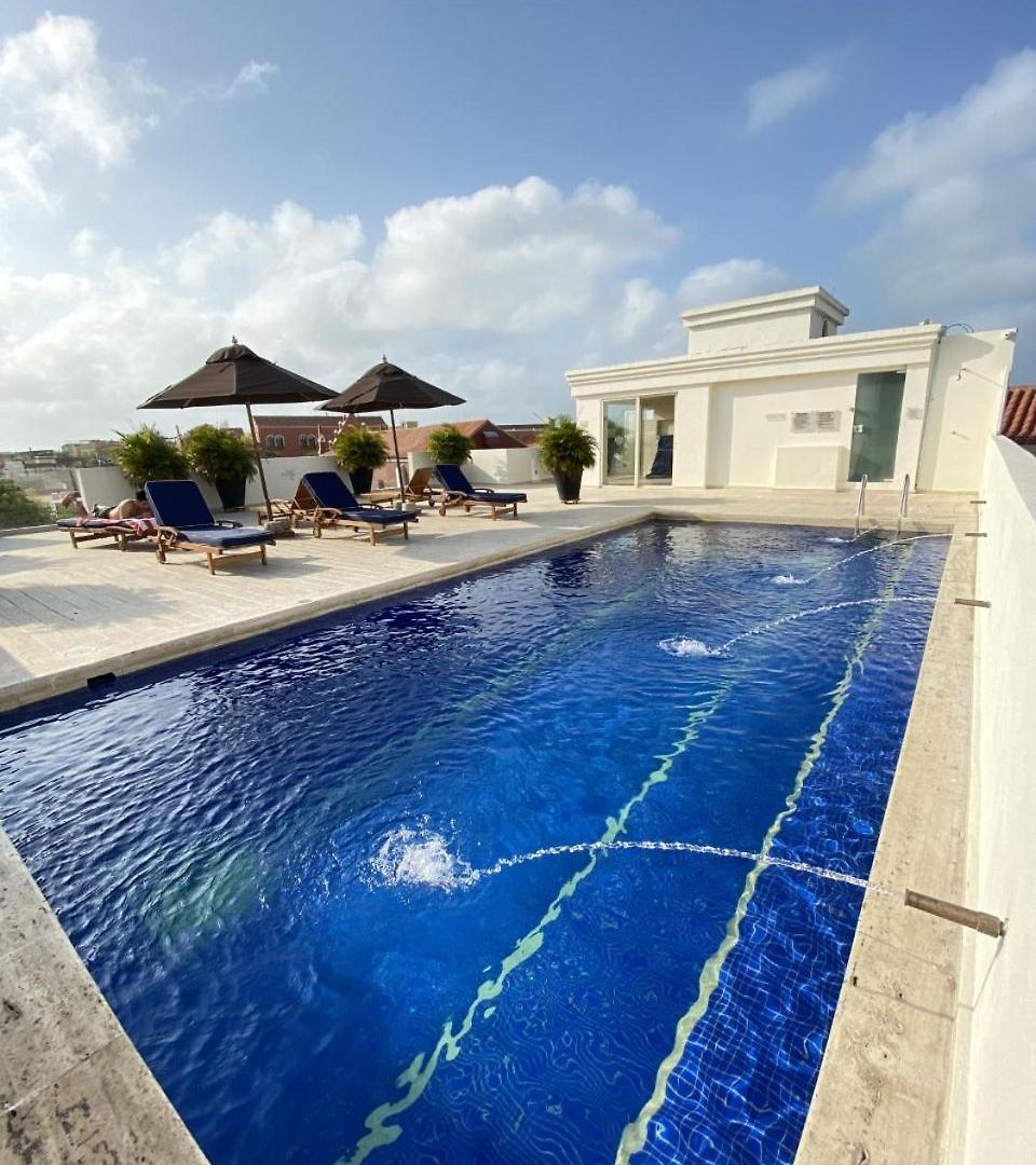 Apartamento Walled Apt- Rooftop Pool & Private Garden Cartagena