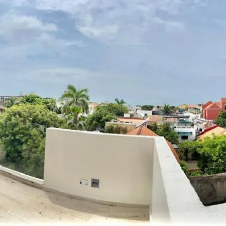 Walled Apt- Rooftop Pool & Private Garden * Cartagena